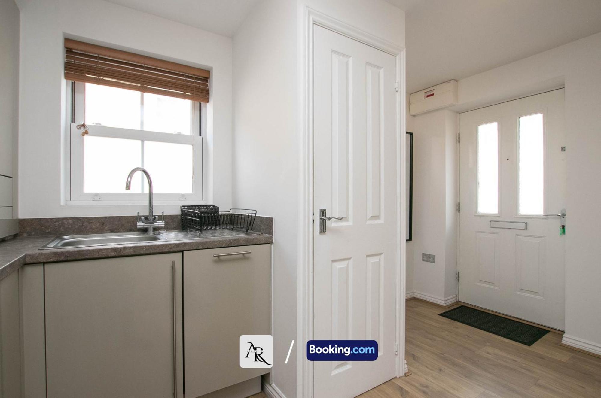 Cozy House By Ar Properties Short Lets & Serviced Accommodation Colchester Kültér fotó